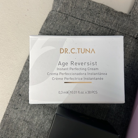 Farmasi products - Picture 2 of 6